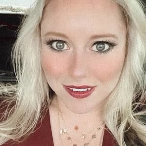 Meet your Posher, Whitney